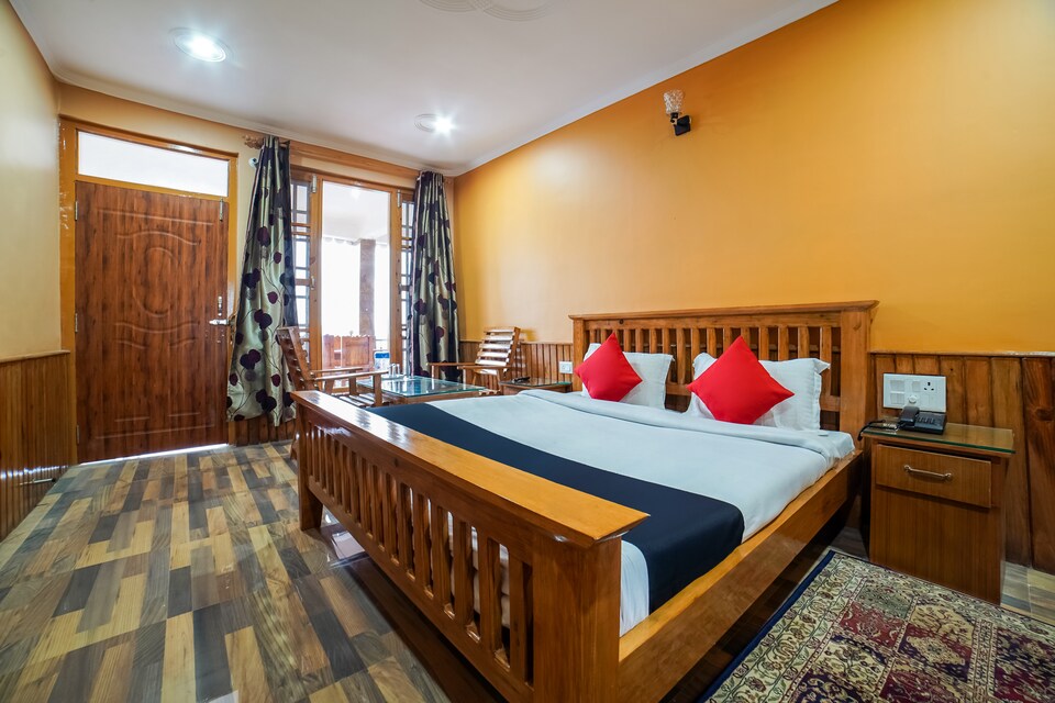 Capital O 47240 Hotel Blossom Resort, Kausani, Kausani