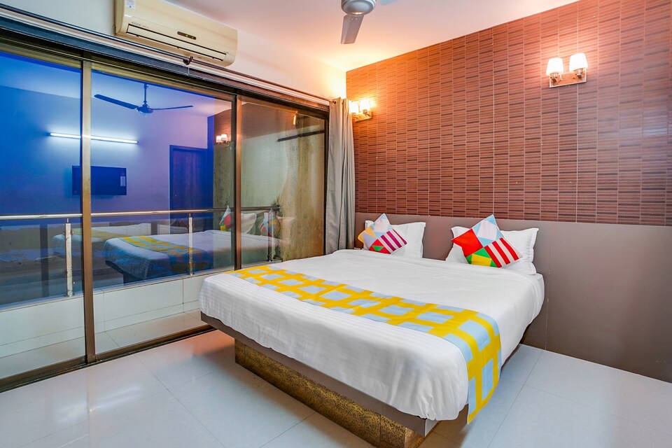 OYOHome 47245 Spacious Stay Keshav Kunj IV Seawoods, Navi Mumbai, Mumbai