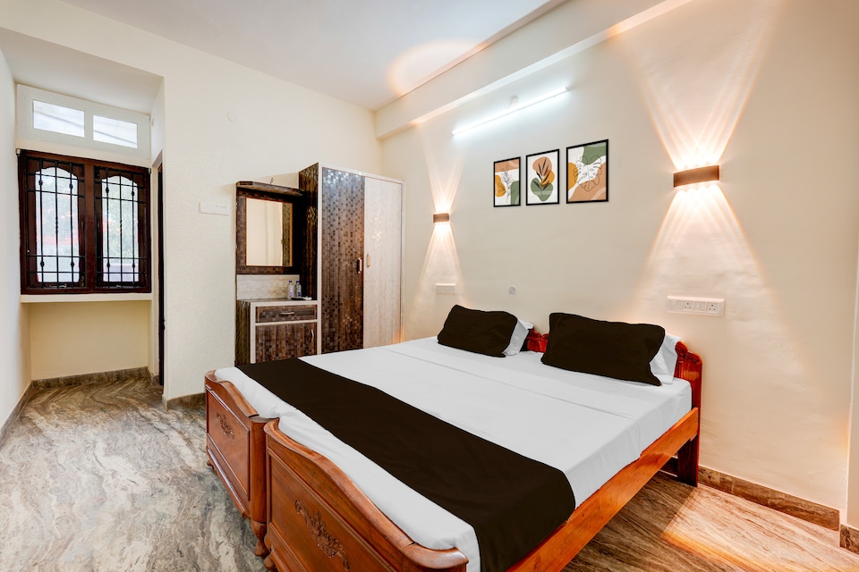 SPOT ON 47255 Annakilly Tower Guest House, Parrys, चेन्नई