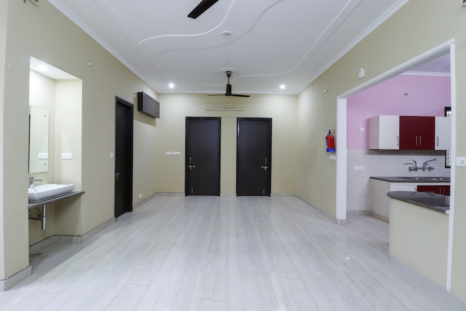 OYO 47263 Serene Inn, Gomti Nagar Lucknow, Lucknow