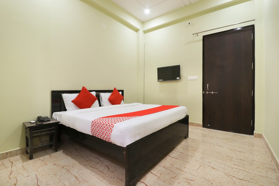OYO 47263 Serene Inn, Gomti Nagar Lucknow, Lucknow