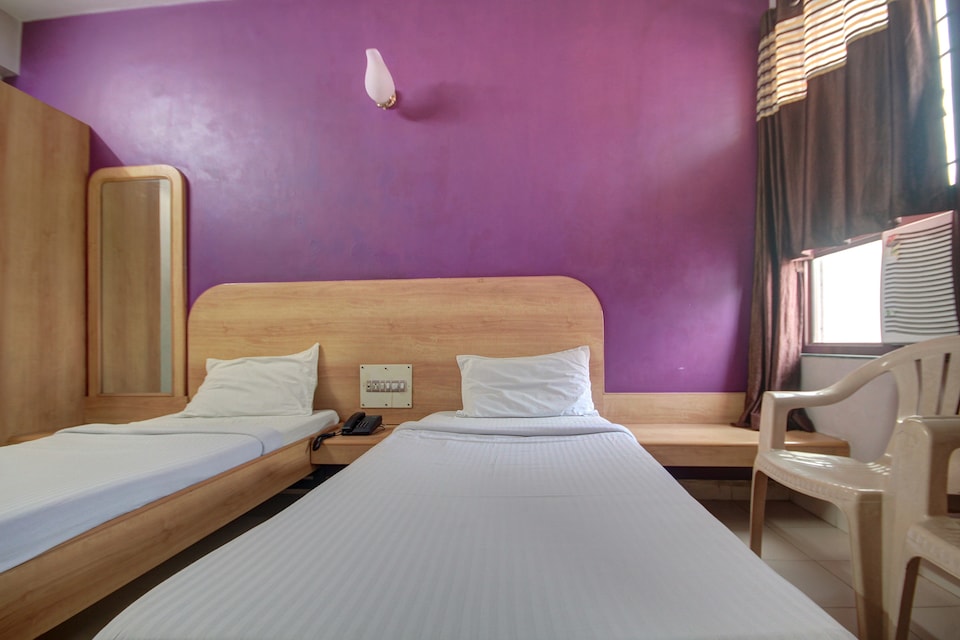 OYO 47279 Hotel Anmol, Gokak, Gokak