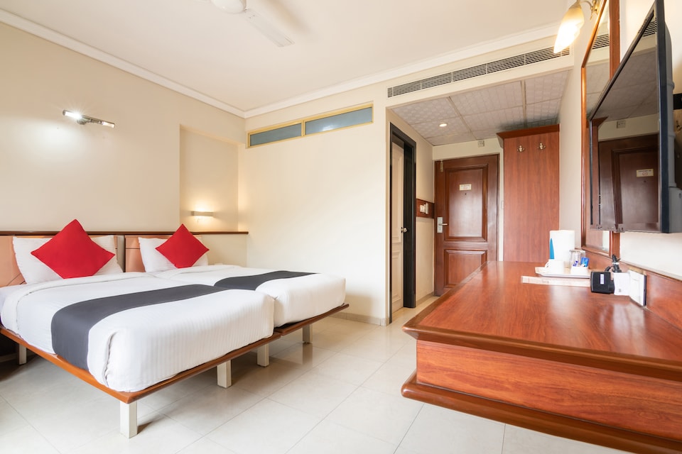 OYO 16033 Hotel Cartier Biznotel, Rajajinagar Bangalore-II, Bangalore