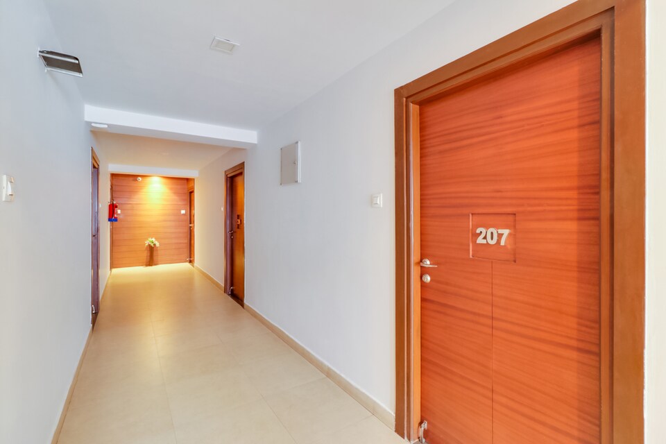 SilverKey Executive Stays 47300 Hotel Stay Inn Maharani Peta, Beach Side Visakhapatnam, Visakhapatnam