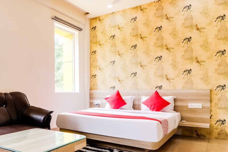 OYO 47305 Hotel Rishabh& Banquet, Hardoi, Hardoi