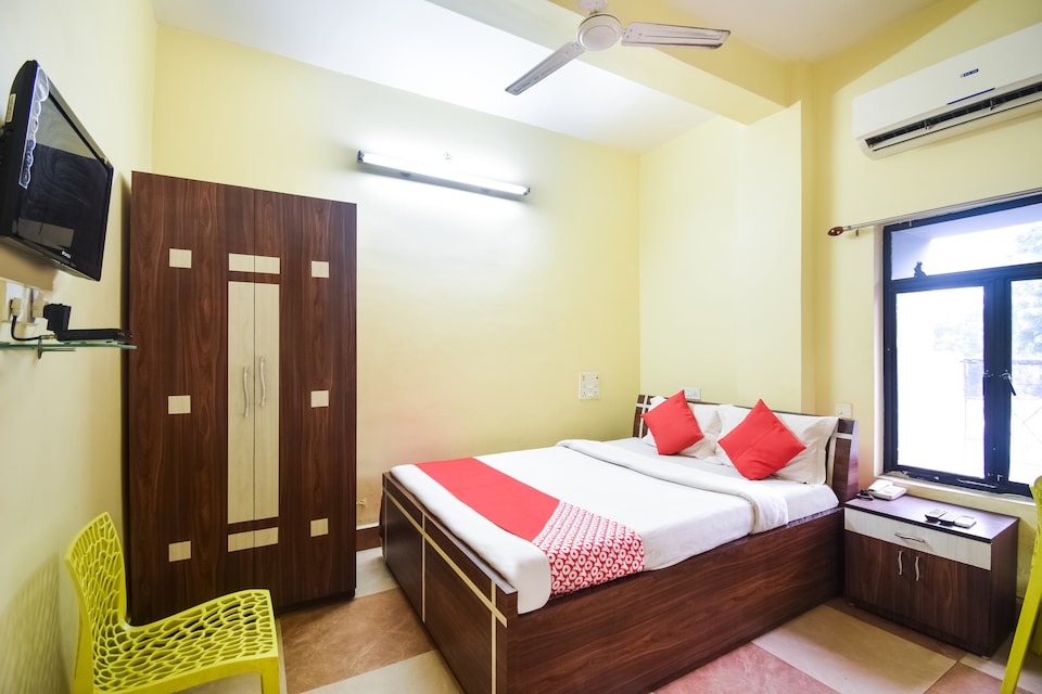 OYO 47312 Patha Sathi Motel, Shantiniketan, Shantiniketan