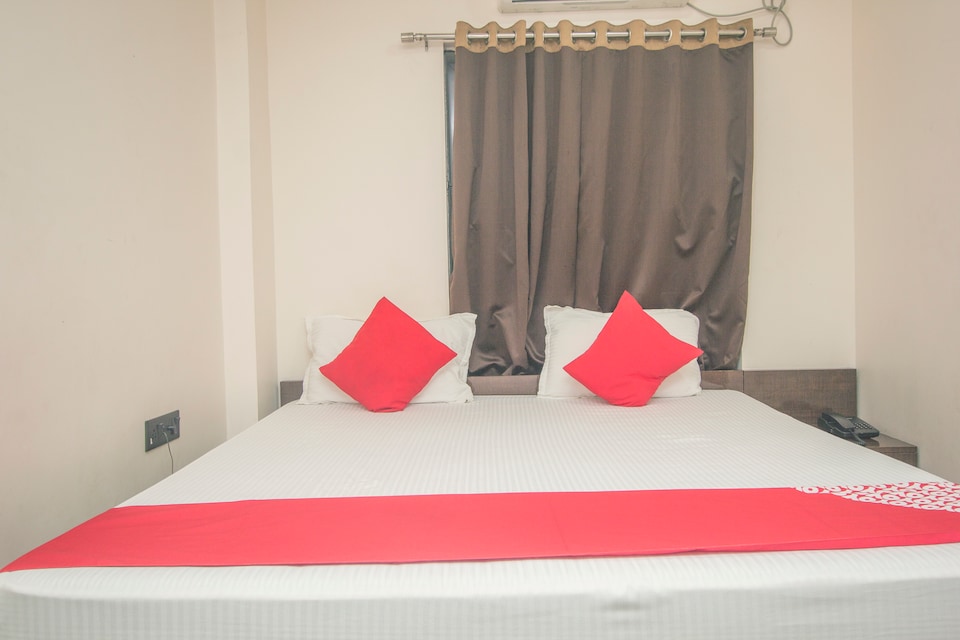 OYO 47314 Badsha Hotel, Raiganj, Raiganj