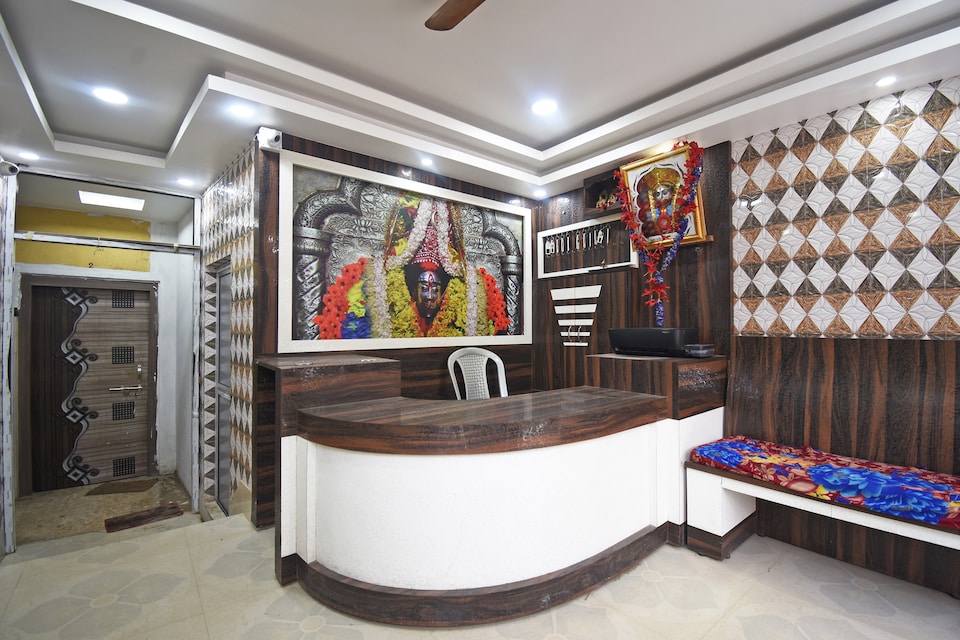 OYO 47320 Kalpana Lodge, Tarapith, Tarapith