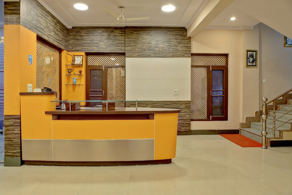 Capital O 12292 Marvilla, Nowgam, Srinagar