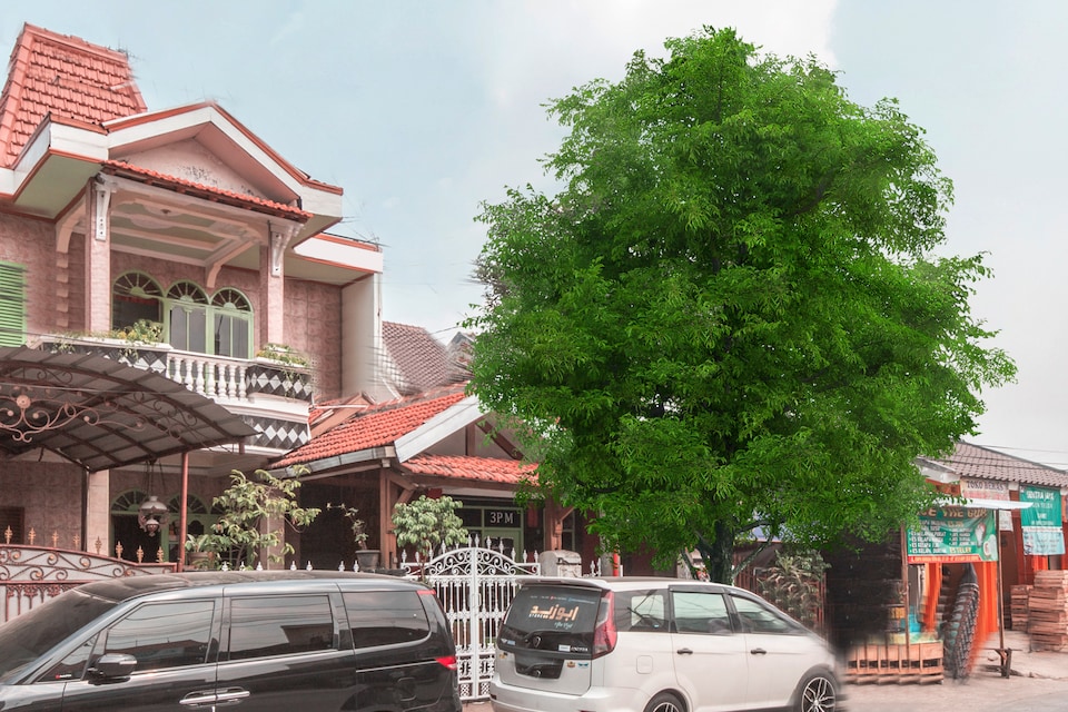 OYO 1319 Griya Si Doel, Karawaci, Tangerang