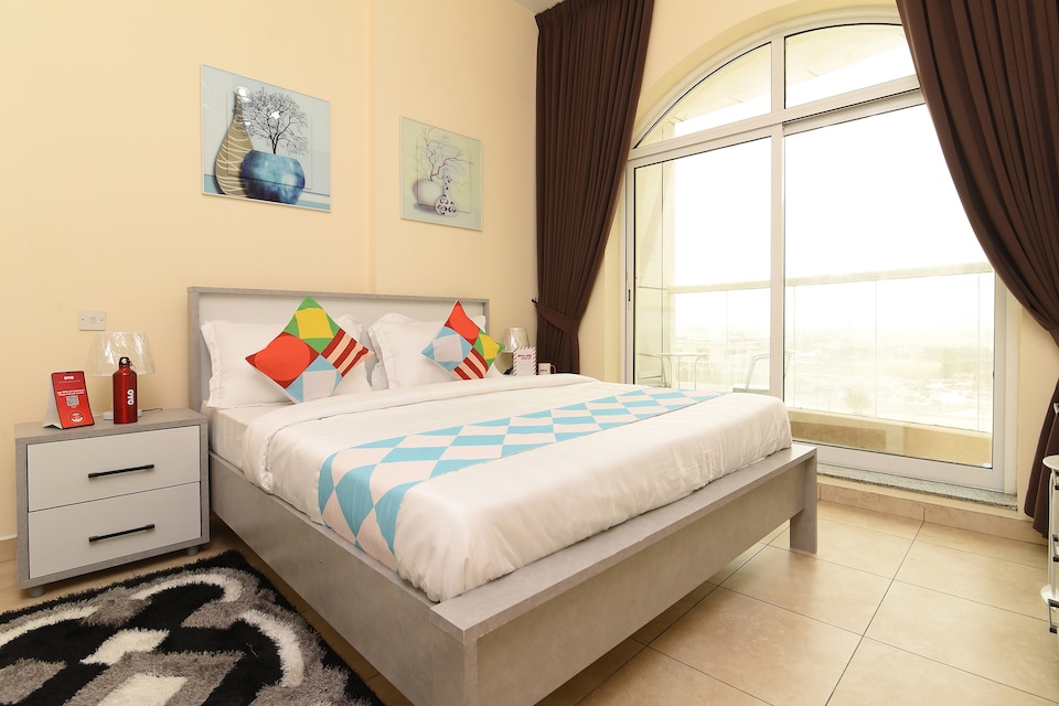 OYO Home 2351BHK Capitol Tower , DIC, Al Barsha Dubai, Dubai