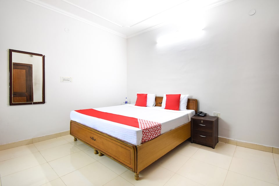 OYO 47365 Grand Guest House, Ferozepur Road Ludhiana, Ludhiana