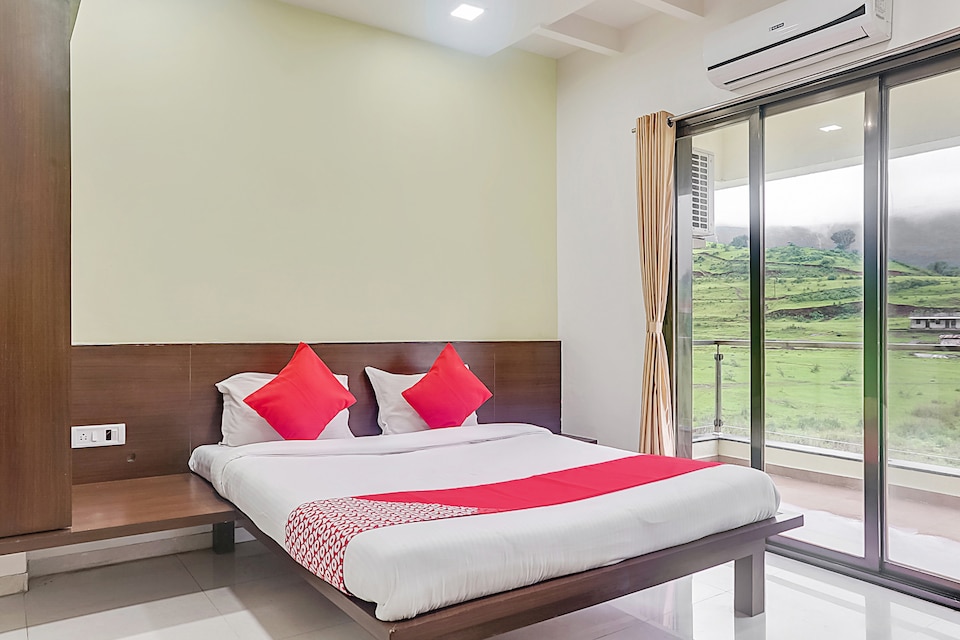 Capital O 47371 Hotel Shiva's Inn, Trimbakeshwar Nashik, Nashik