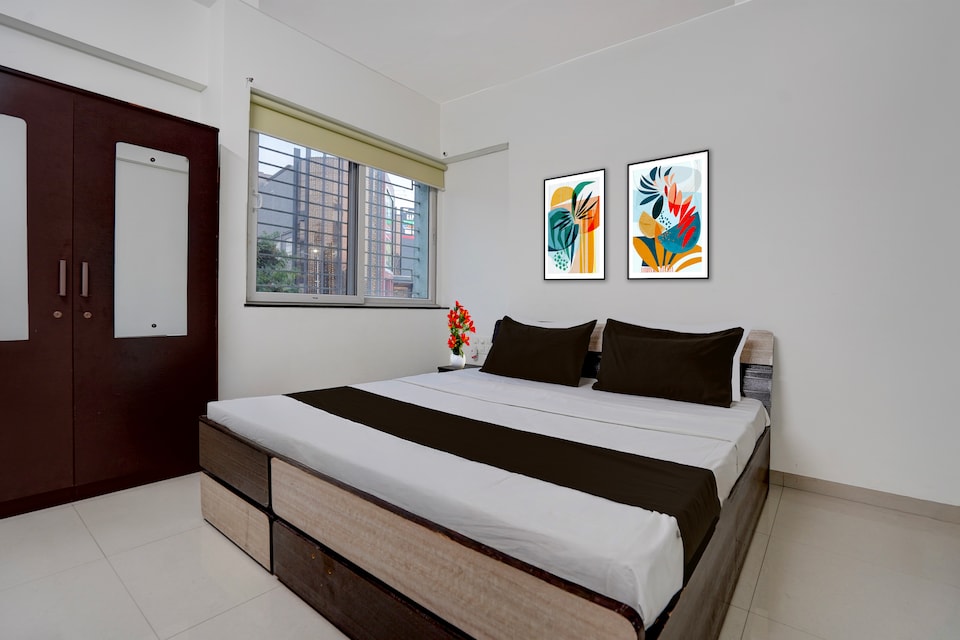 Collection O Magarpatta City Formerly Ekab Hospitality, Magarpatta Pune, Pune