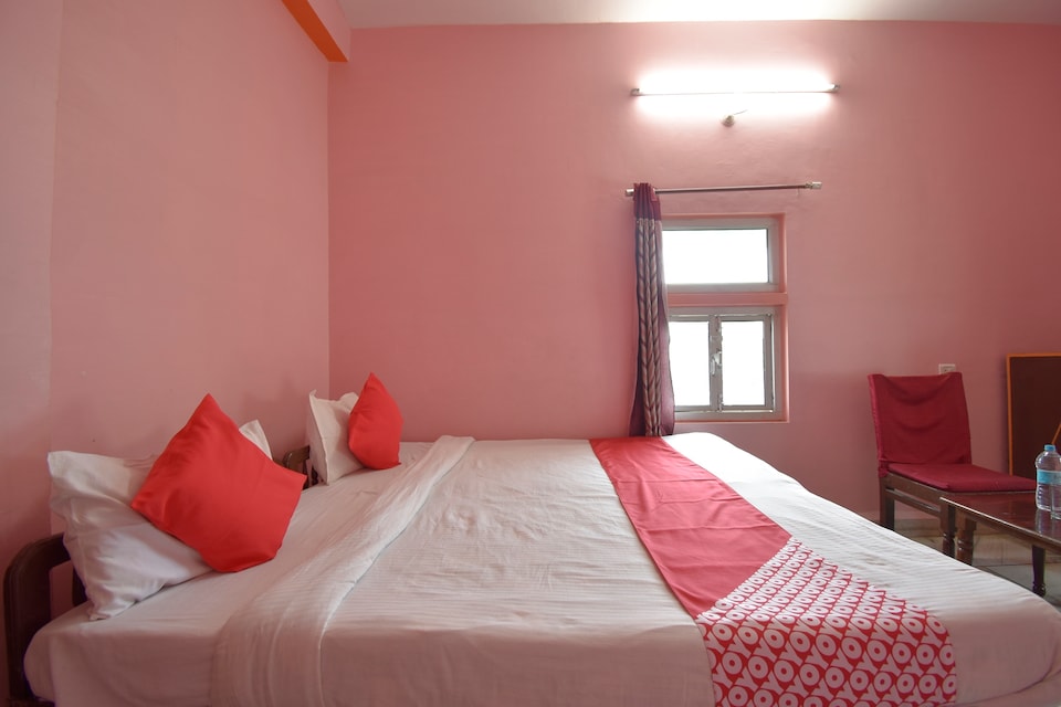 OYO 47389 Hotel Sun N Star, Bharatpur, Bharatpur