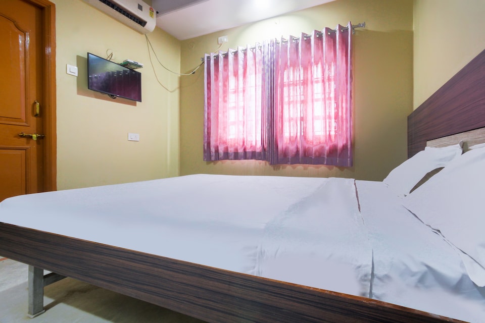 SPOT ON 47409 New Suvarna Ashirvad Lodge, Belgaum, Belgaum