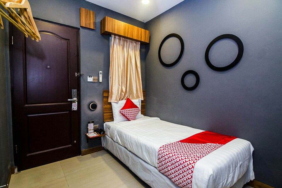 OYO 1327 Avava Inn, Nagoya Batam, Batam