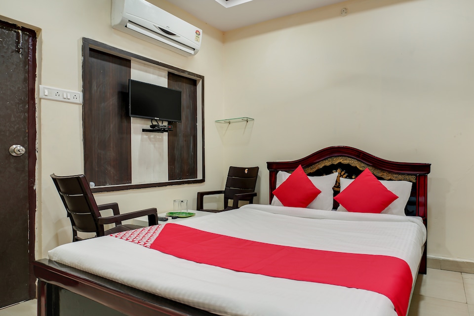 OYO 47445 Hotel Lee Pavilion, Madhapur, Hyderabad