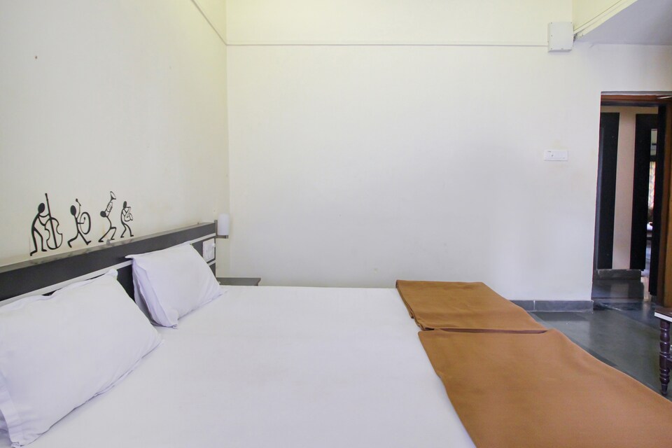 SPOT ON 47453 Gauri , Mangaon, Mangaon