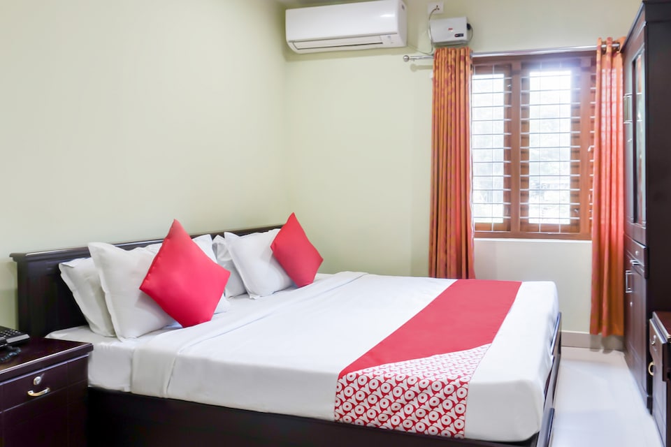 OYO 47469 M P Residency, Perinthalmanna, Malappuram