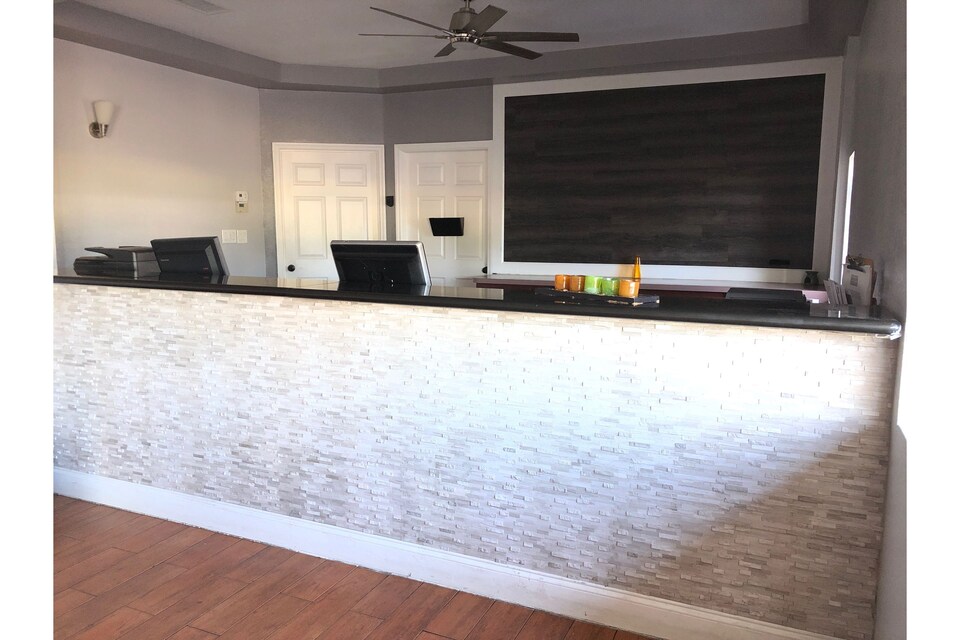 OYO Hotel Bayonet Point - North Port Richey, Port Richey FL, Port Richey FL