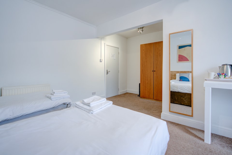 Cardiff Riverside Hotel by Belvilla, Cardiff, Cardiff