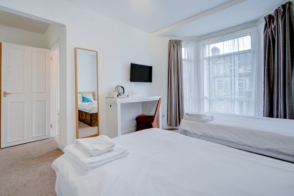 Cardiff Riverside Hotel by Belvilla, Cardiff, Cardiff