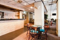 Cardiff Riverside Hotel by Belvilla