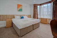 Cardiff Riverside Hotel by Belvilla