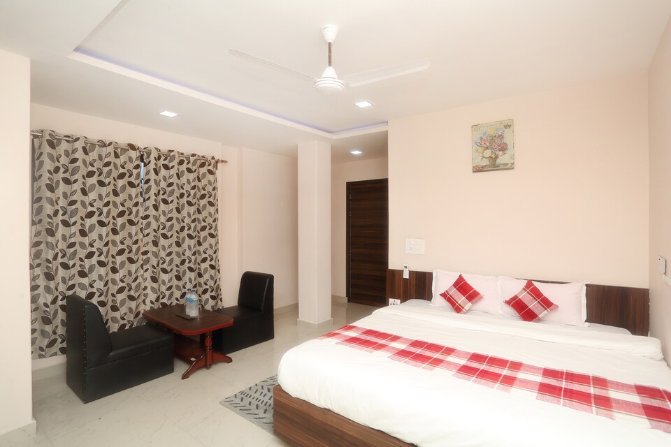 OYO 548 Hotel Swiss Palace Inn, Kakarvitta, Kakarvitta