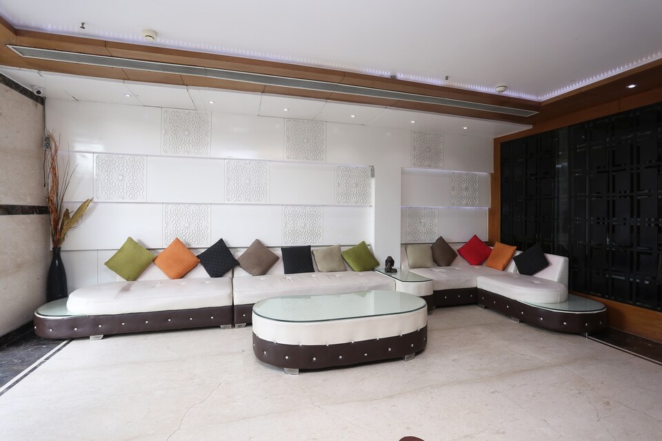 Capital O 768  The Light House , Fatehabad Road, Agra