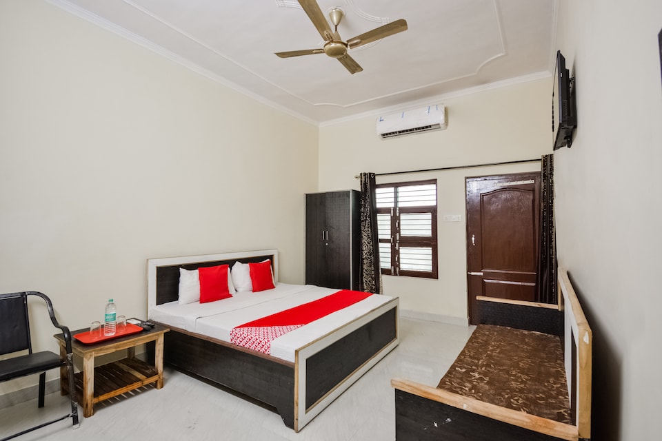 OYO 47508 Ayaan Palace, Ambala Cantt, Ambala