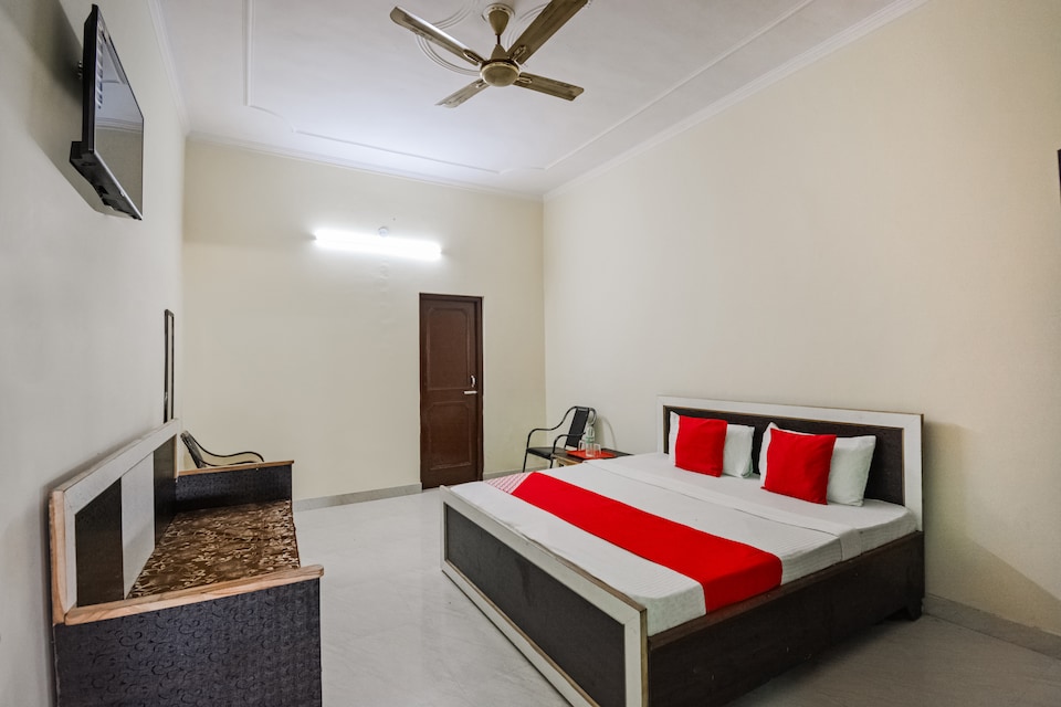 OYO 47508 Ayaan Palace, Ambala Cantt, Ambala