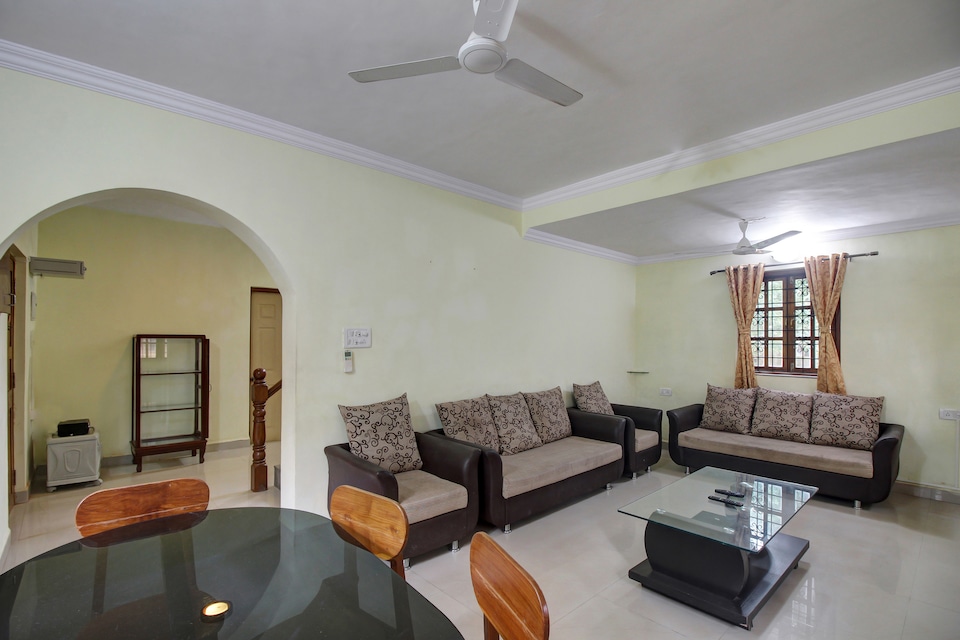 OYO Home 47510 Peaceful 3bhk Parra, Baga Goa, Goa