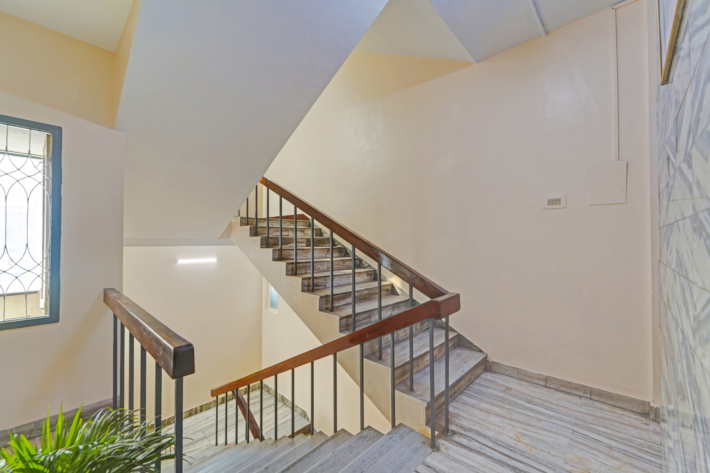 Collection O Hotels in Mount Road, Chennai Starting ₹618 Upto 78