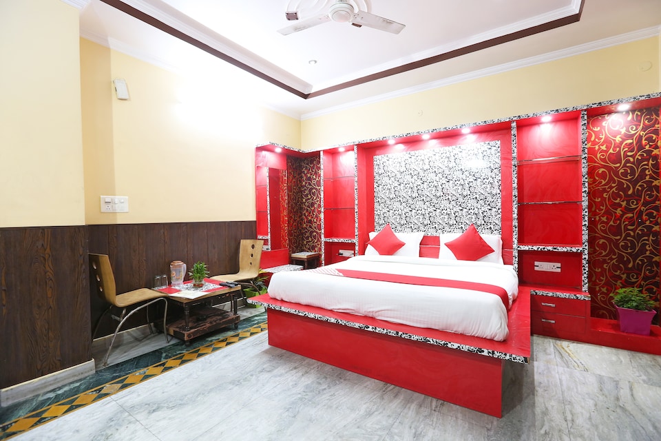 OYO 47527 Hotel Royal Palace, Ghaziabad City, Ghaziabad