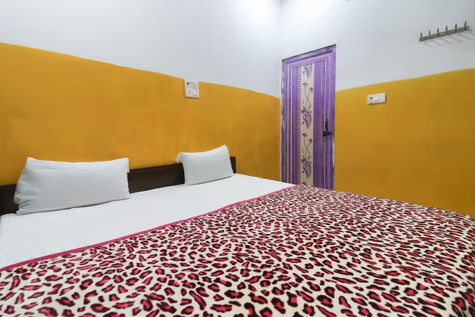 OYO 47529 Red Star Guest House, SIDCUL Haridwar, Haridwar