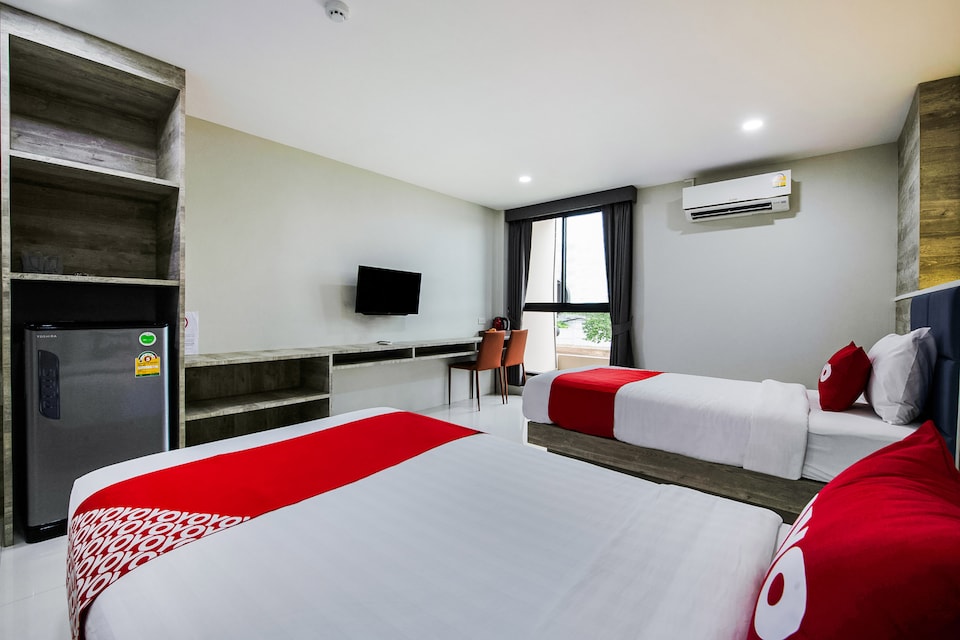 โอโย 260 โรงแรมสัตหีบ 9 บูติก, Sattahip Main Road P2, ชลบุรี