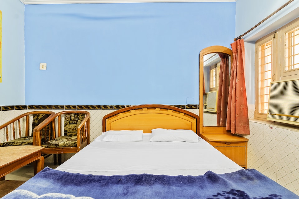 SPOT ON 47551 New Swagath Grand, Nizamabad city, Nizamabad