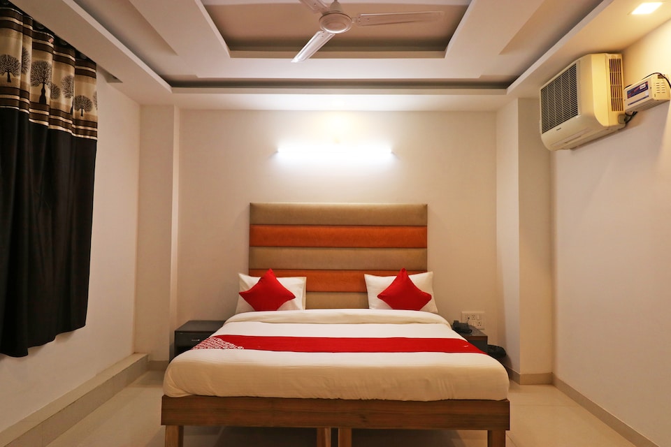 OYO 47552 Lotus Villa, Airport Delhi, Delhi Transit