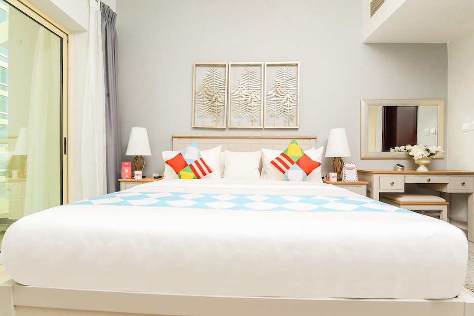 OYO Home 242 2BHK Marina Suites, Dubai Marina, Dubai