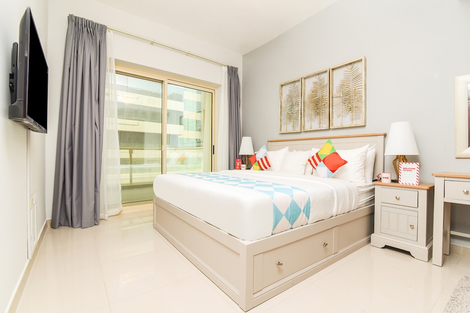 OYO Home 242 2BHK Marina Suites, Dubai Marina, Dubai