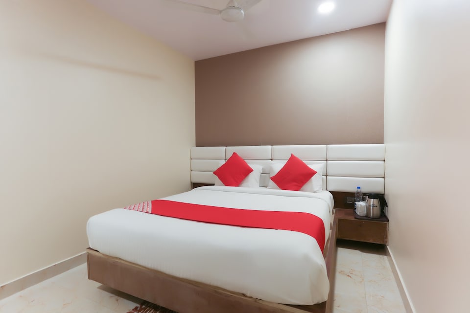 OYO 47587 Hotel Ganesh Bhawan, Behrampur, Behrampur