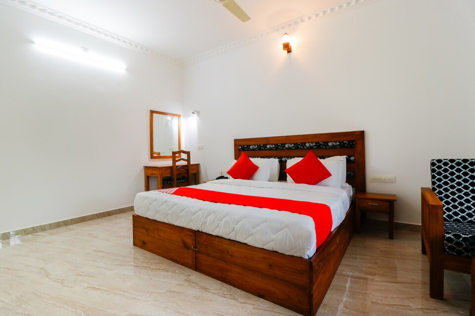 OYO 47591 Star Inn Plus Residency, Kovalam Kerala, Kovalam