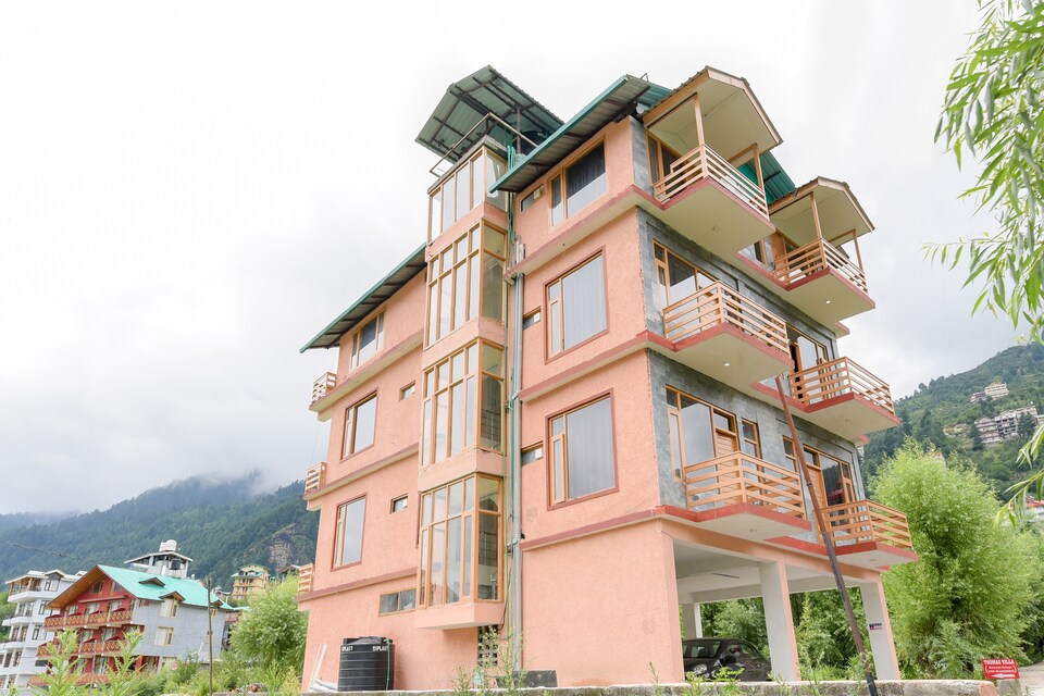 OYO 47611 Sajjanu Suite, NH 21 Manali, Manali