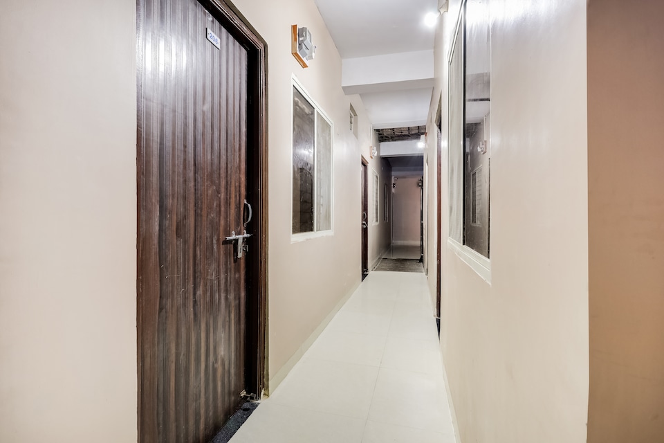 Live on IND1065, Bhawarkua Indore, Indore