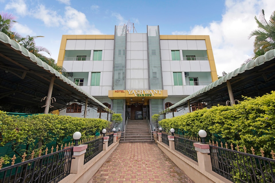 SPOT ON 47623 Hotel Yashwant Garden, Sangli, Sangli