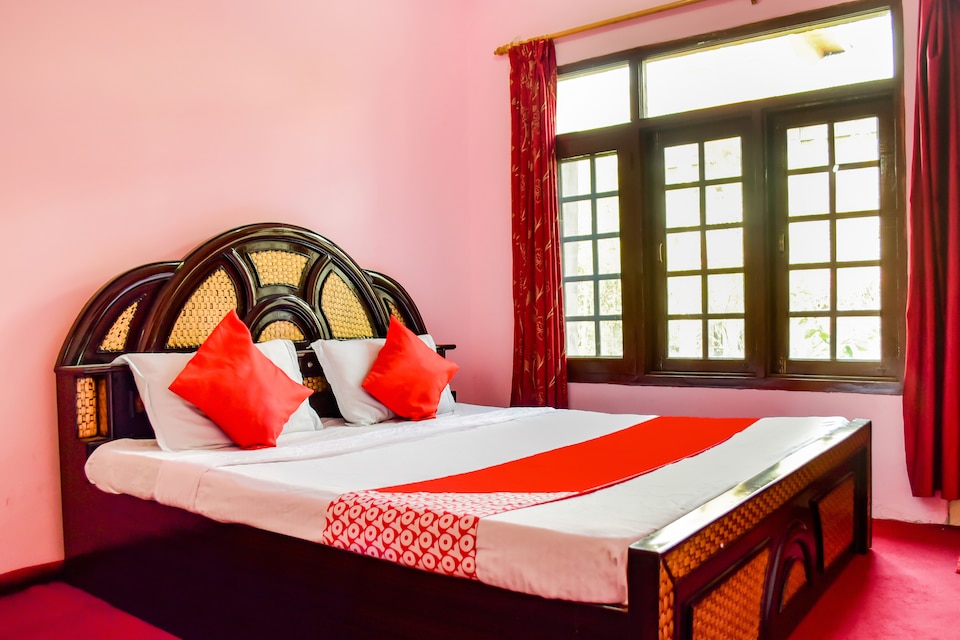 OYO Gazala Resort, Nishat Srinagar, Srinagar