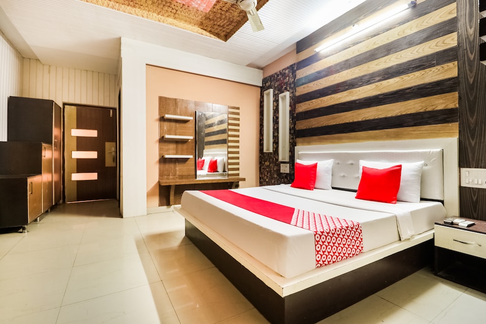 OYO 47630 Grand Villa, Moga, Moga