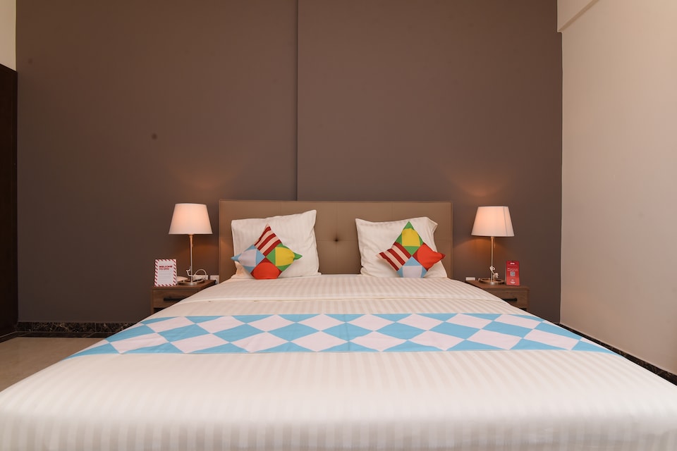 OYO Home 244 1BHK Pantheon boulevard, Jumeirah Village Circle Dubai, Dubai